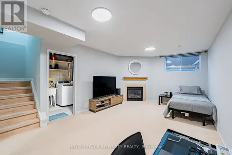 319 Glenbrae Avenue Ottawa ON K2W 0B9