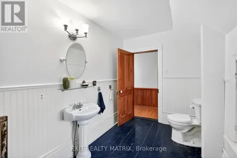 7499 Bank Street Ottawa ON K0A 2P0