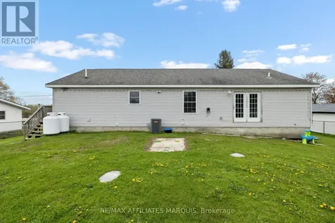 462 Highway 15 Road Rideau Lakes ON K7A 5B8