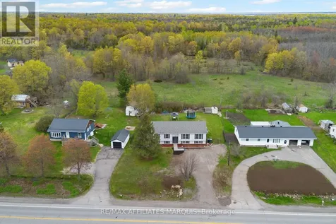 462 Highway 15 Road Rideau Lakes ON K7A 5B8
