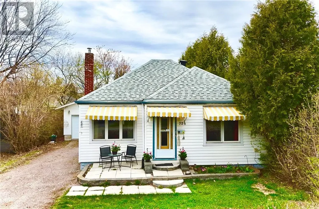 725 Prete Street Sudbury ON P3E 3X7