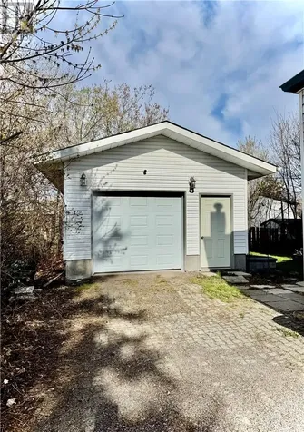 725 Prete Street Sudbury ON P3E 3X7