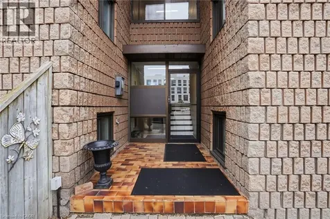 482 James Street North Hamilton ON L8L 1J1