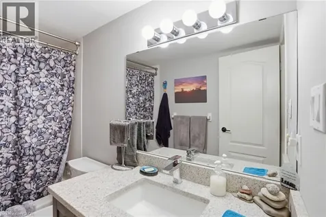 482 James Street North Hamilton ON L8L 1J1