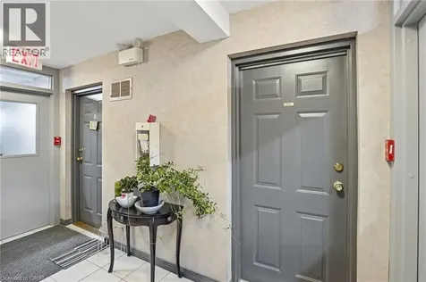 482 James Street North Hamilton ON L8L 1J1