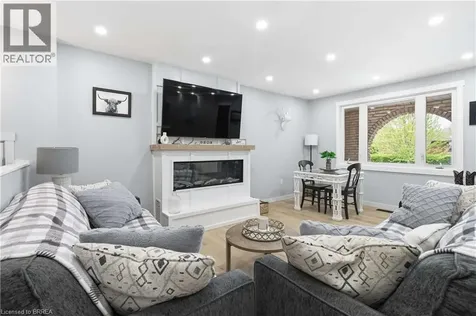 43 Brisbane Boulevard Brantford ON N3S 4K9