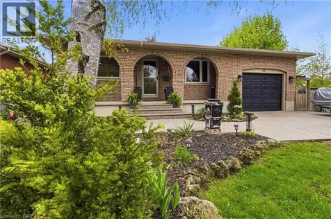 43 Brisbane Boulevard Brantford ON N3S 4K9