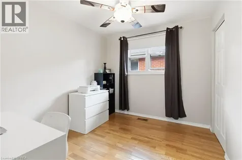 43 Brisbane Boulevard Brantford ON N3S 4K9