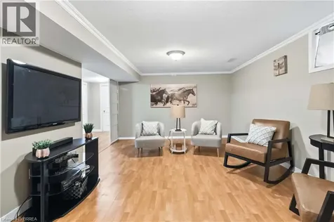 43 Brisbane Boulevard Brantford ON N3S 4K9