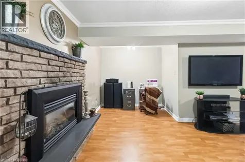 43 Brisbane Boulevard Brantford ON N3S 4K9
