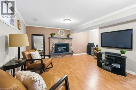 43 Brisbane Boulevard Brantford ON N3S 4K9