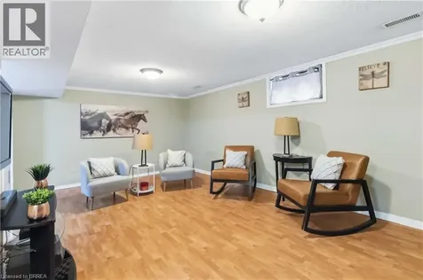 43 Brisbane Boulevard Brantford ON N3S 4K9
