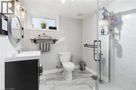 43 Brisbane Boulevard Brantford ON N3S 4K9