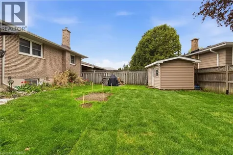 43 Brisbane Boulevard Brantford ON N3S 4K9