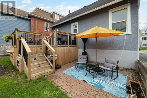 11 Frank Street Carleton Place ON K7C 2Z6