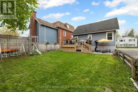 11 Frank Street Carleton Place ON K7C 2Z6