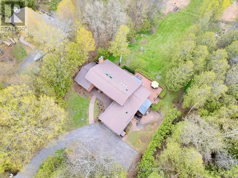 5468 Torbolton Ridge Road Ottawa ON K0A 3M0
