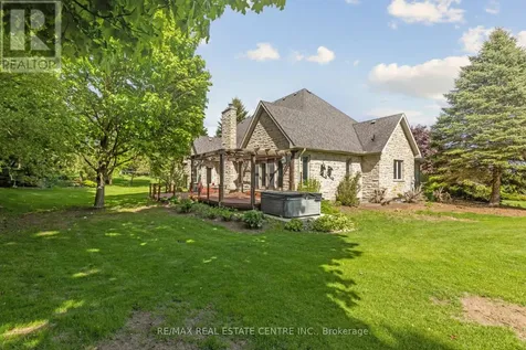6 Fox Run Road Puslinch ON N1H 6H9