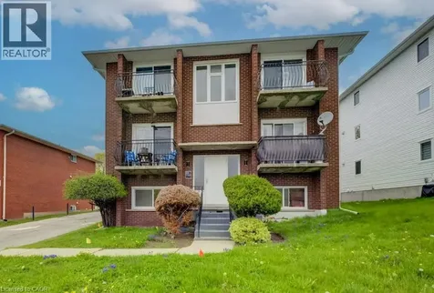 628 Victoria Street South Kitchener ON N2M 3B1