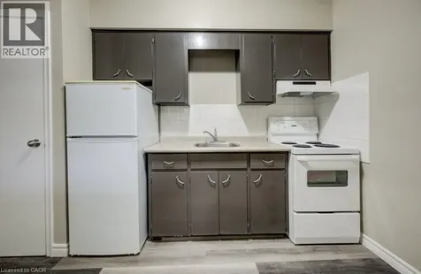628 Victoria Street South Kitchener ON N2M 3B1