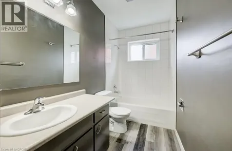 628 Victoria Street South Kitchener ON N2M 3B1