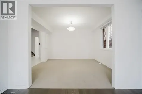 19 Mclaren Avenue Brantford ON N3T 0T4
