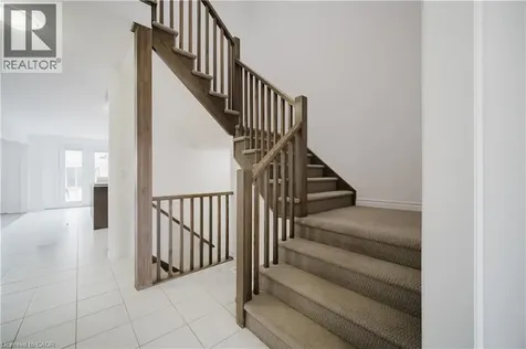 19 Mclaren Avenue Brantford ON N3T 0T4