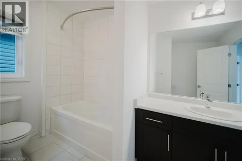 19 Mclaren Avenue Brantford ON N3T 0T4