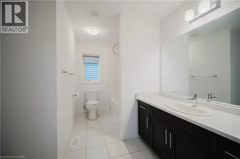 19 Mclaren Avenue Brantford ON N3T 0T4