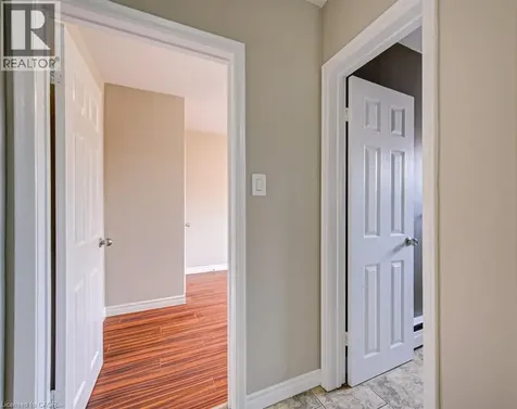 16 Southdale Avenue Kitchener ON N2M 3V5