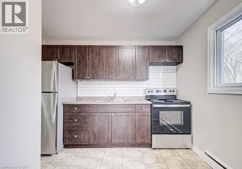 16 Southdale Avenue Kitchener ON N2M 3V5