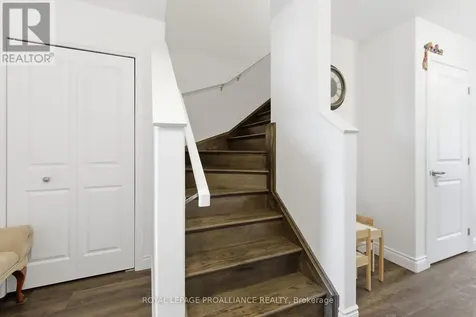 18 Rabbit Road Brighton ON K0K 1H0