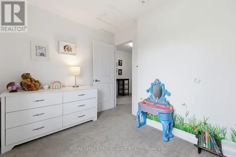 18 Rabbit Road Brighton ON K0K 1H0