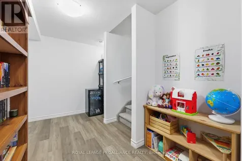 18 Rabbit Road Brighton ON K0K 1H0