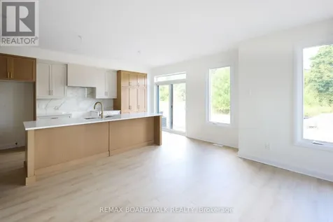 724 Kenny Gordon Avenue Ottawa ON K4M 0X8