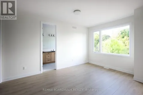 724 Kenny Gordon Avenue Ottawa ON K4M 0X8