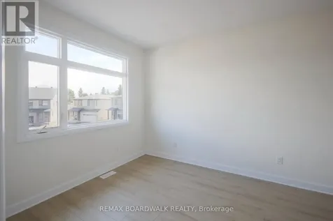 724 Kenny Gordon Avenue Ottawa ON K4M 0X8