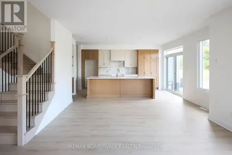 724 Kenny Gordon Avenue Ottawa ON K4M 0X8