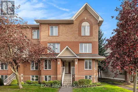 74 Lakepointe Drive Ottawa ON K4A 5E5