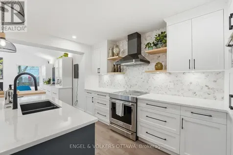 1046 Fisher Avenue Ottawa ON K1Z 6P6
