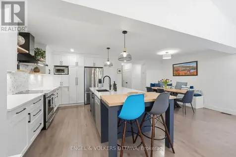 1046 Fisher Avenue Ottawa ON K1Z 6P6