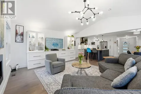 1046 Fisher Avenue Ottawa ON K1Z 6P6