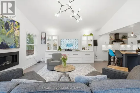 1046 Fisher Avenue Ottawa ON K1Z 6P6