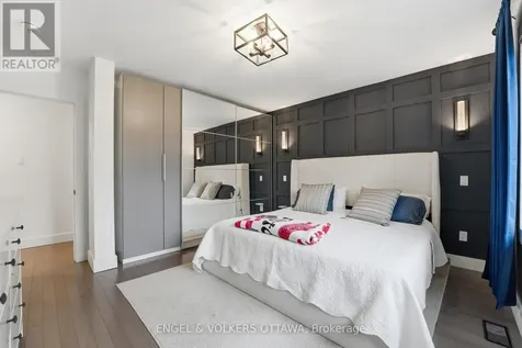1046 Fisher Avenue Ottawa ON K1Z 6P6