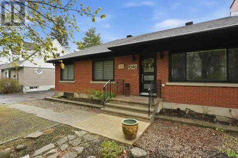 1046 Fisher Avenue Ottawa ON K1Z 6P6