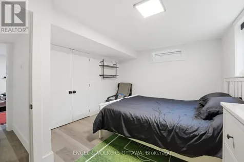 1046 Fisher Avenue Ottawa ON K1Z 6P6