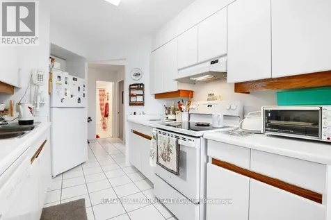 545 St Laurent Boulevard Ottawa ON K1K 4H9