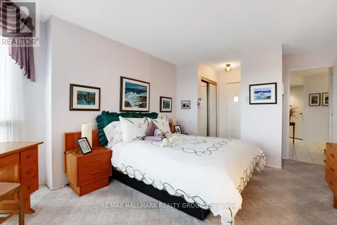 545 St Laurent Boulevard Ottawa ON K1K 4H9
