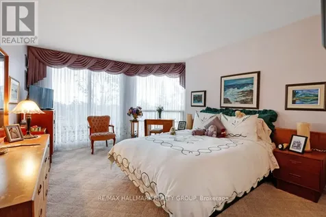 545 St Laurent Boulevard Ottawa ON K1K 4H9