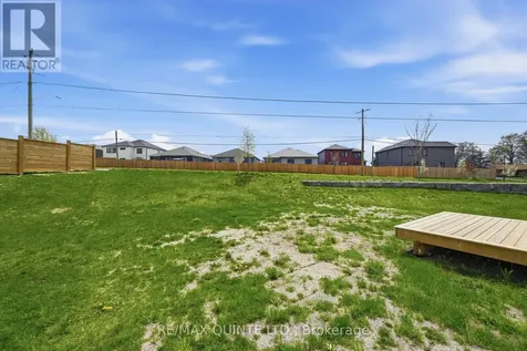 14 Campbell Crescent Prince Edward County (Picton Ward) ON K0K 2T0